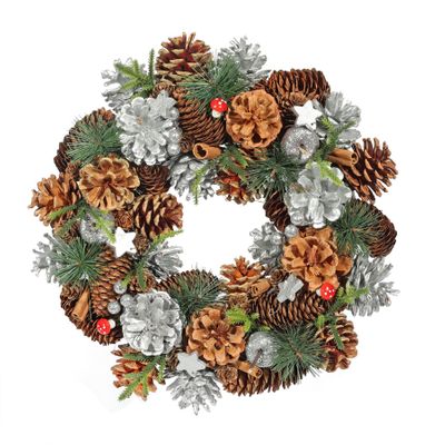 White Wooden Star & Woodland Fruit Wreath - 36cm