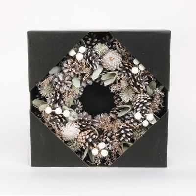 30cm Soft Greens / Natural wreath