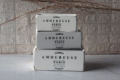 Amoureuse  Set of 3 Crates- White