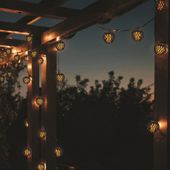 Set of 10 Solar hanging lantern with flickering bulb